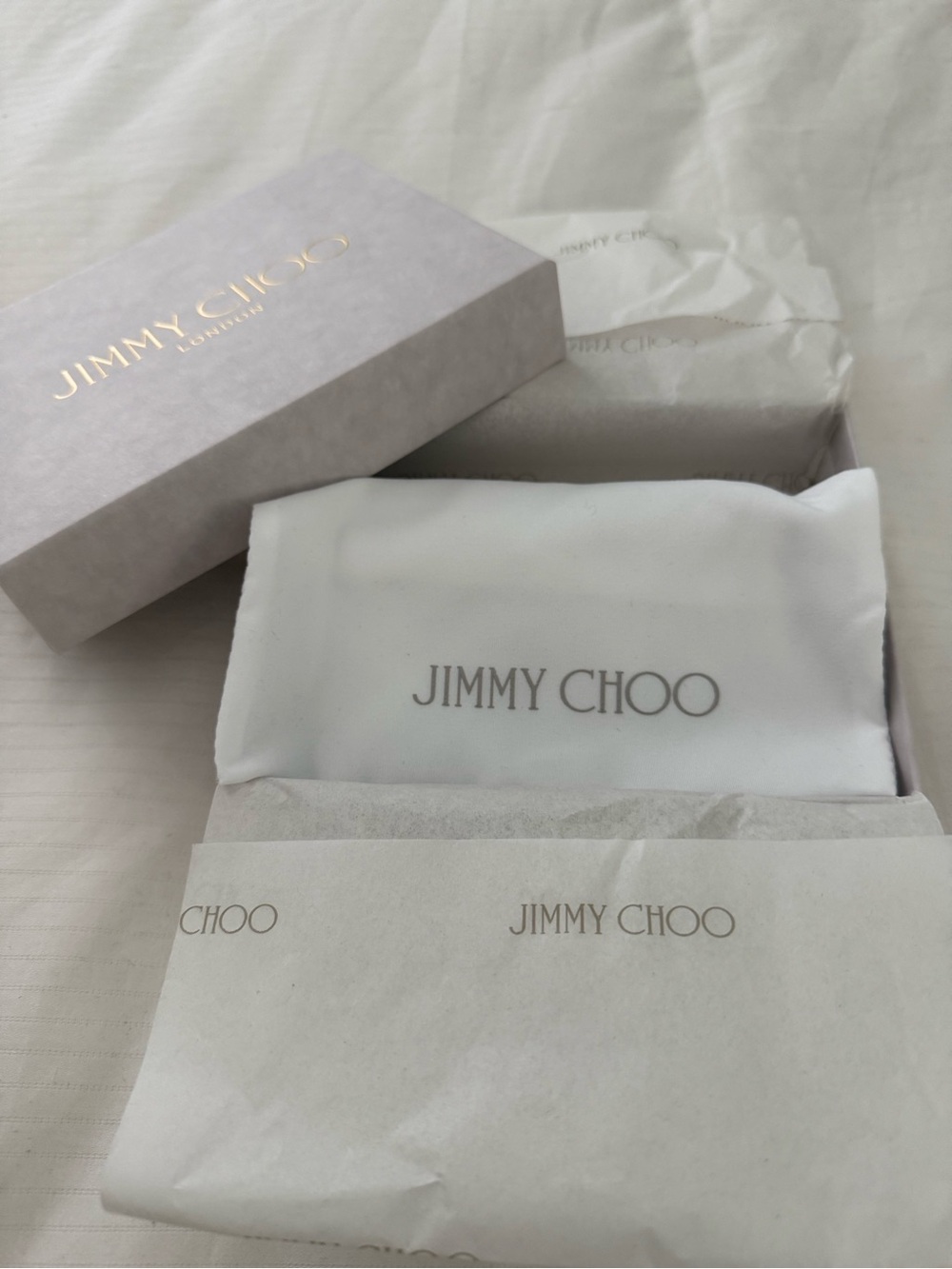 Jimmy Choo Black Croc-Embossed Leather Zip Card Case with Gold JC Logo - Picture 2 of 13